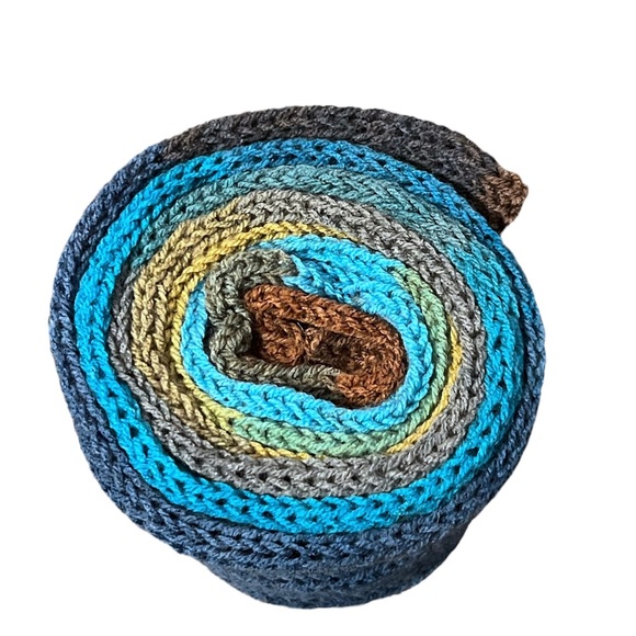 Scarf - Picture 2 of 4